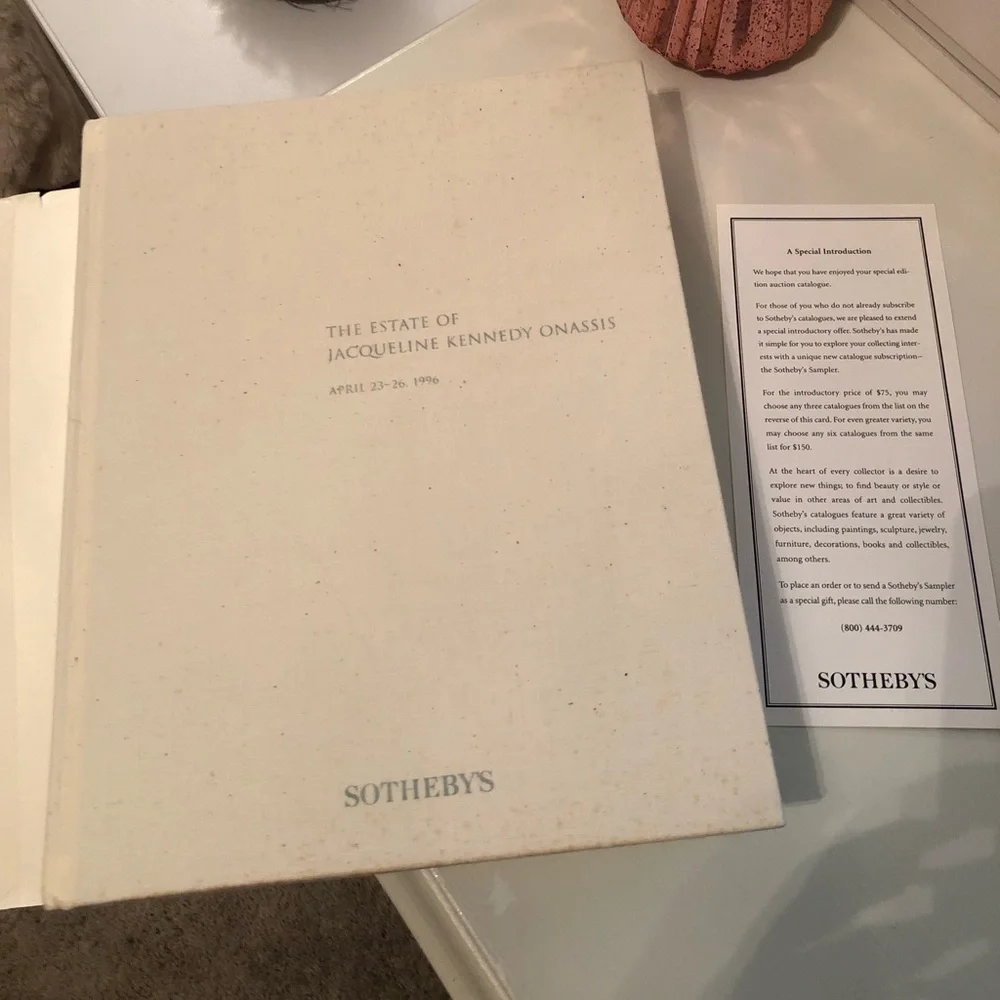 📖1996 Authentic Sotheby’s “The Estate of Jacqueline Kennedy Onassis” April 1996